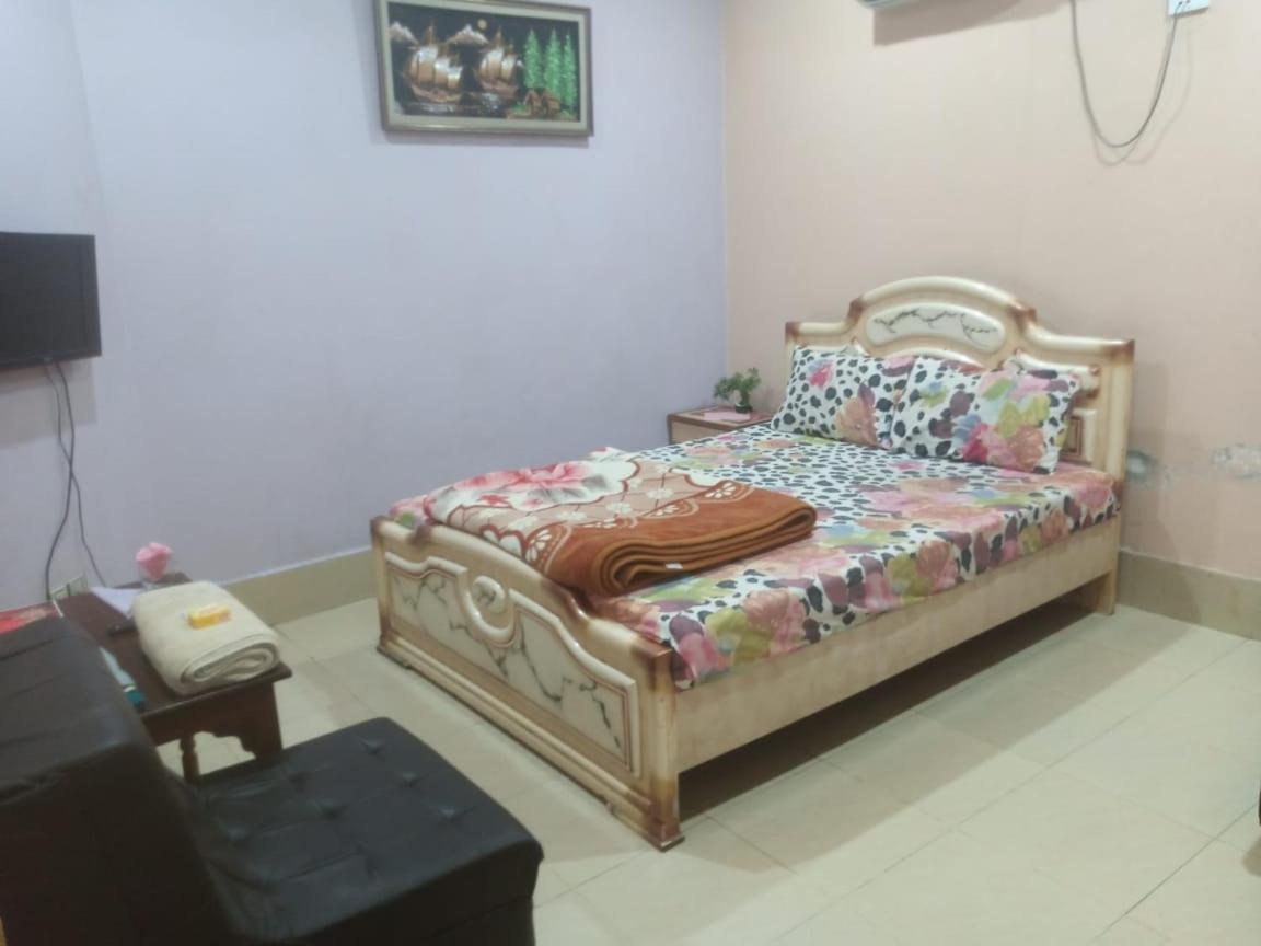 Palm Valley Hotel Sukkur Exterior foto