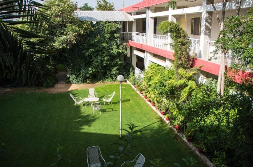 Palm Valley Hotel Sukkur Exterior foto